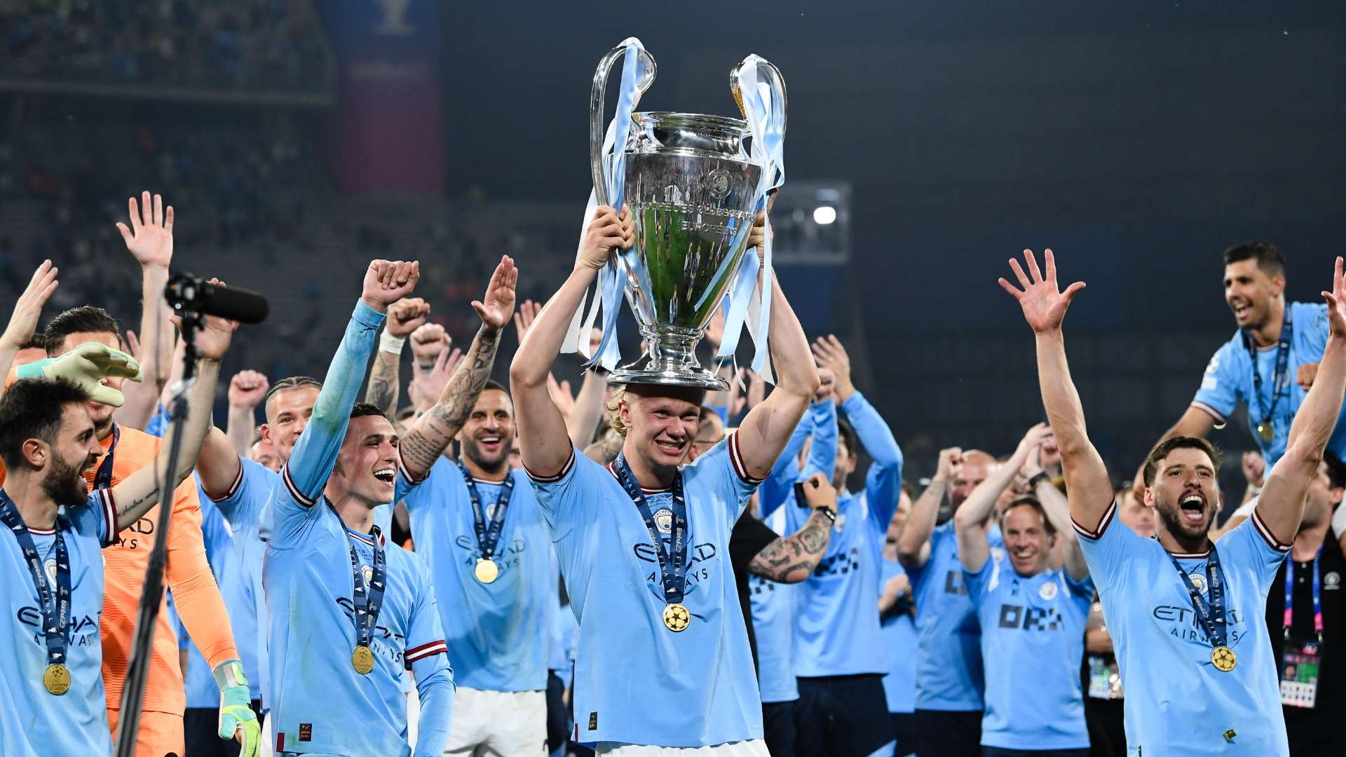 并为进球创 并为进球创